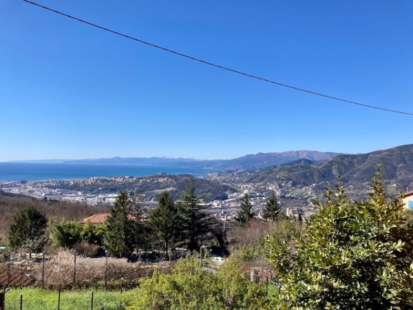 Escursione guidata: Trekking urbano al Parco delle Mura di&nbsp;Genova